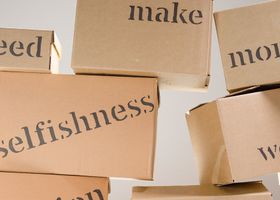 Minimalist green lines representing balance